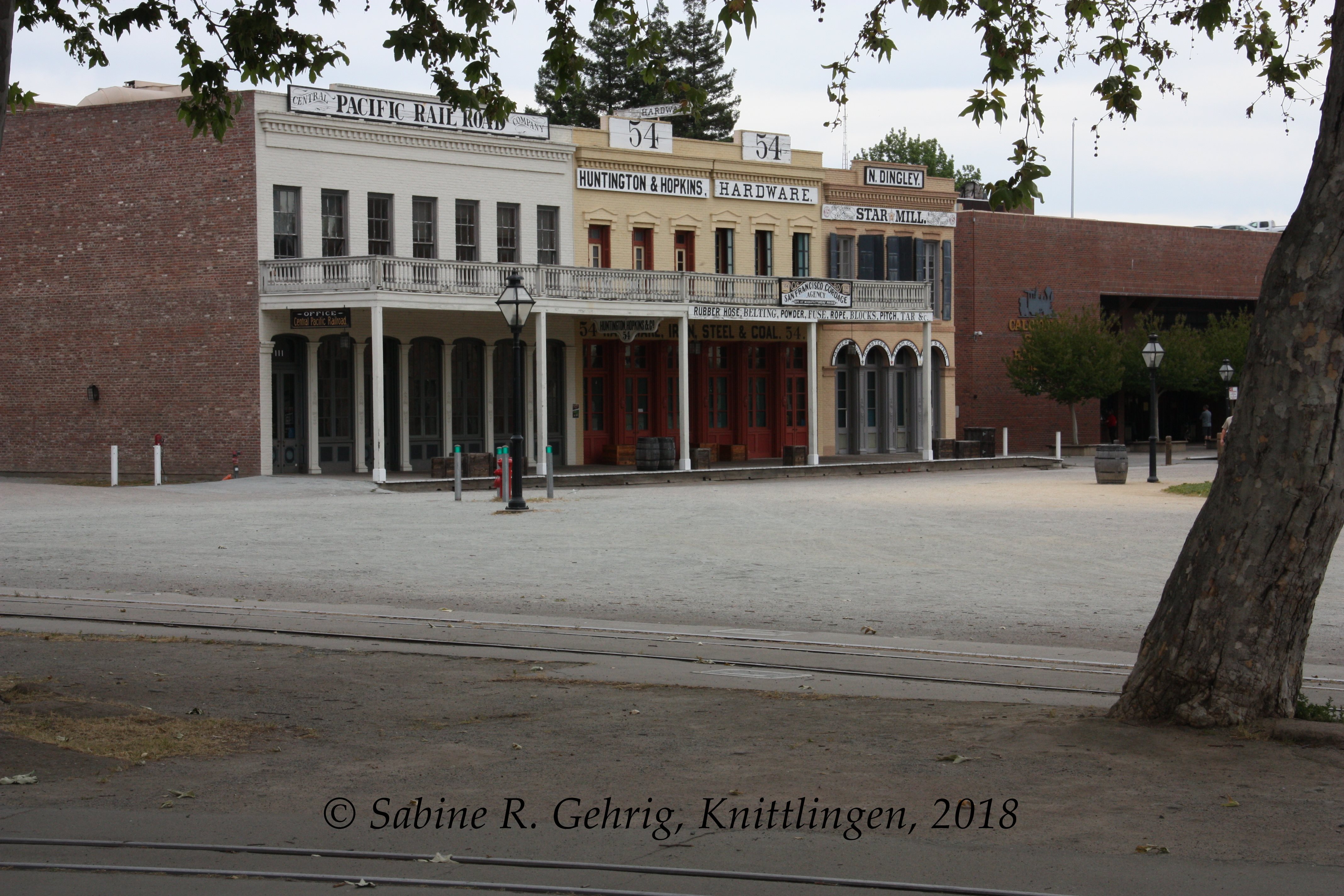 IMG_3117-Sacto - Old Town - Big Four Building