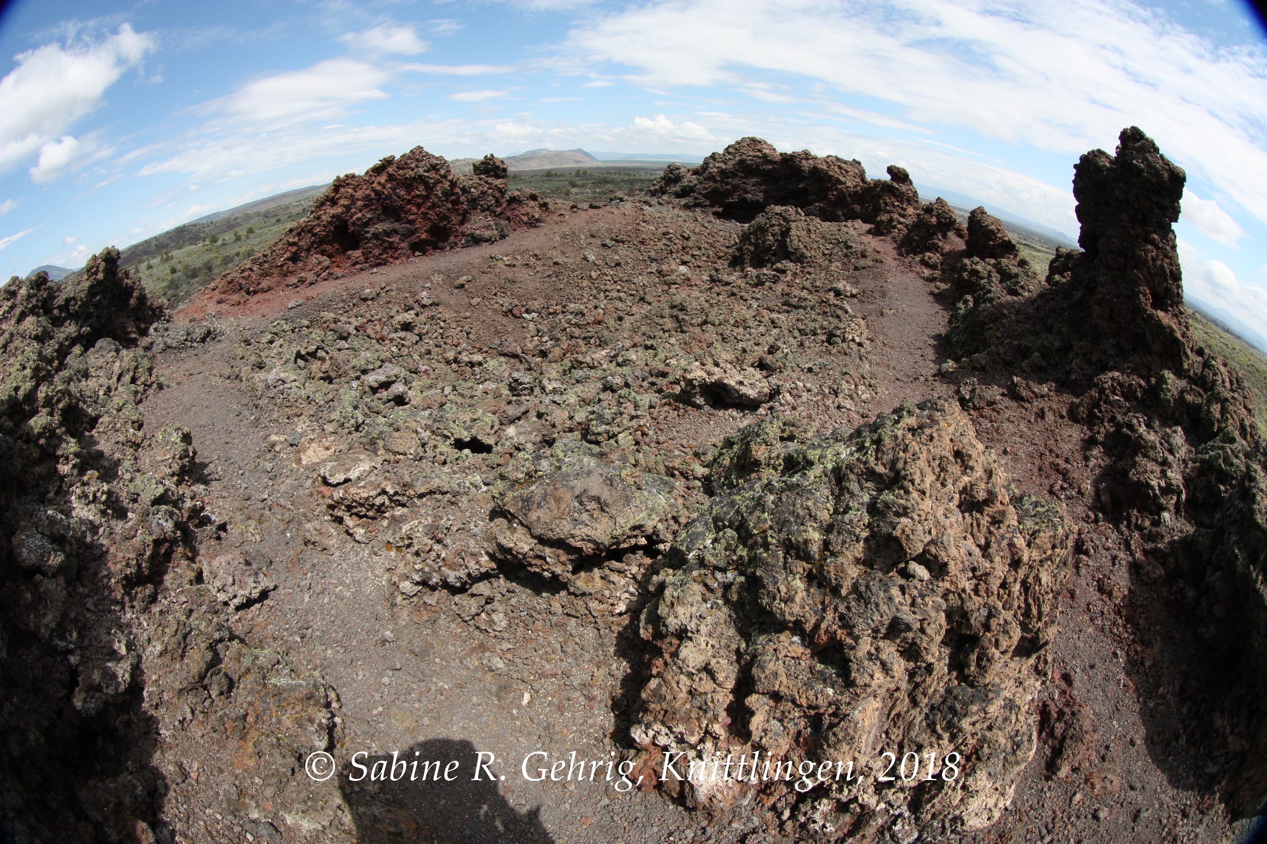IMG_3869-Lava Beds NM - Black Crater Trail - im Krater