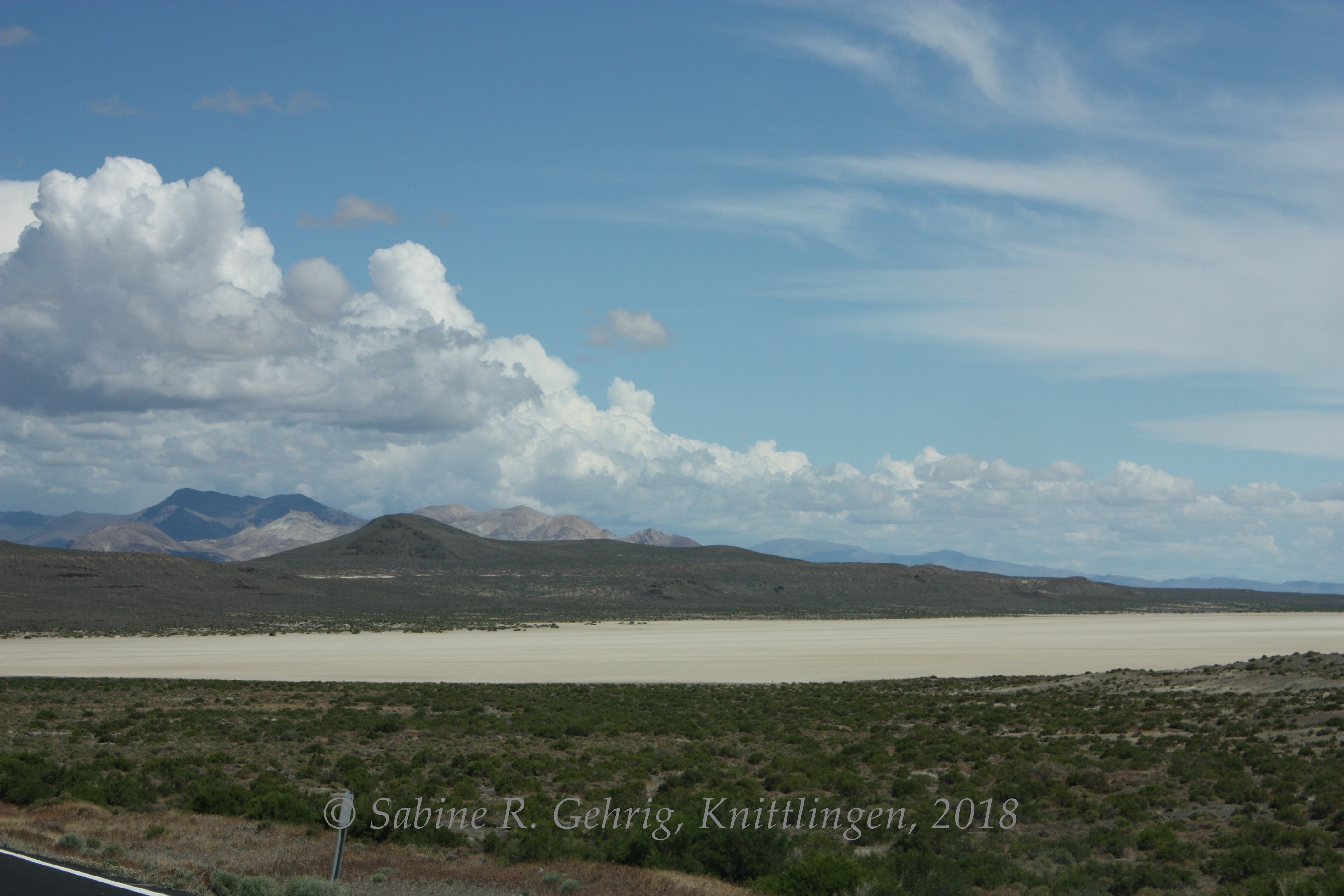 IMG_3379-NV 34 - Hinweg - Blick auf Playa und westl. Bergkette
