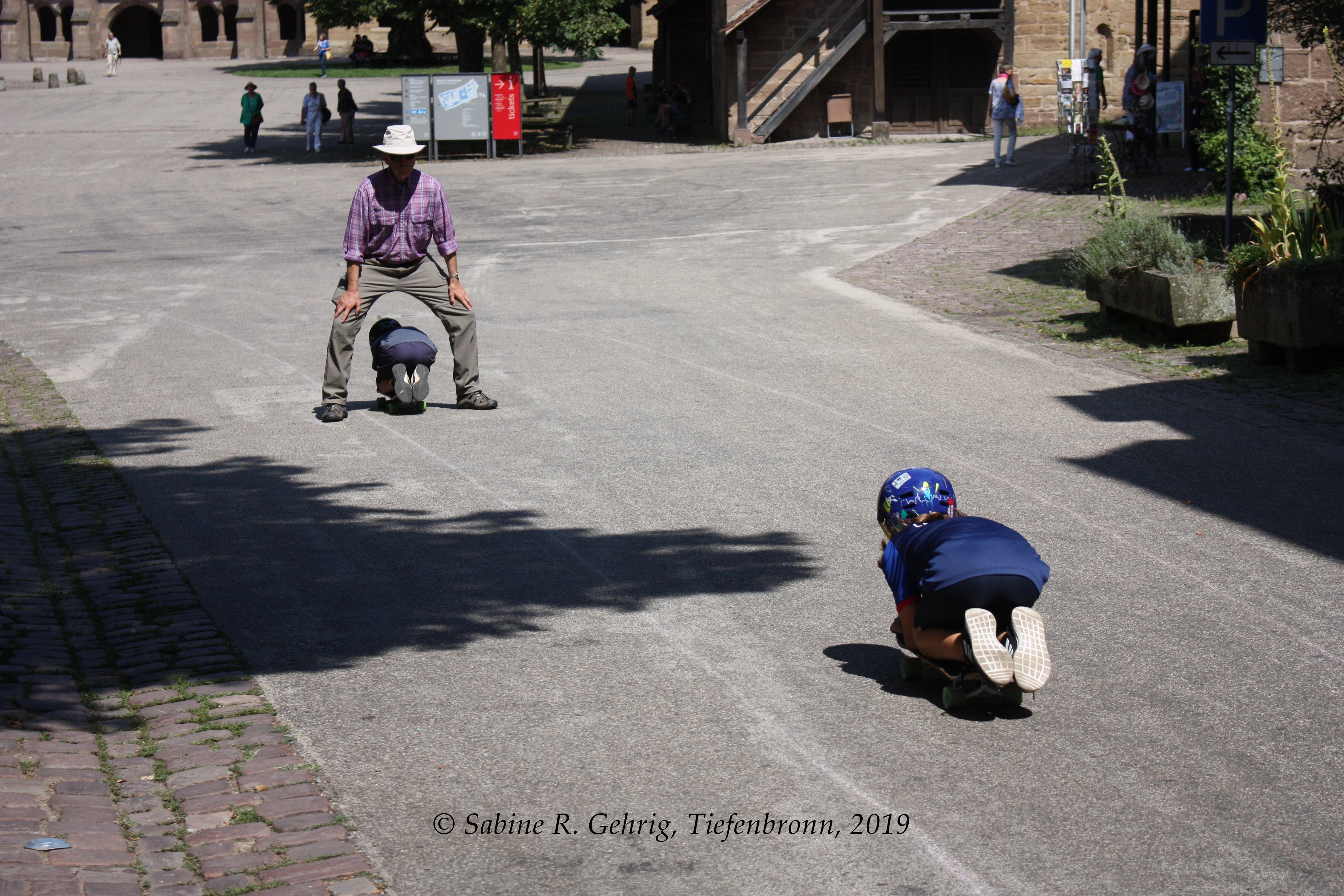 IMG_9505-Kloster Maulbronn 08-19 - erster durch, zweiter in ANfahrt