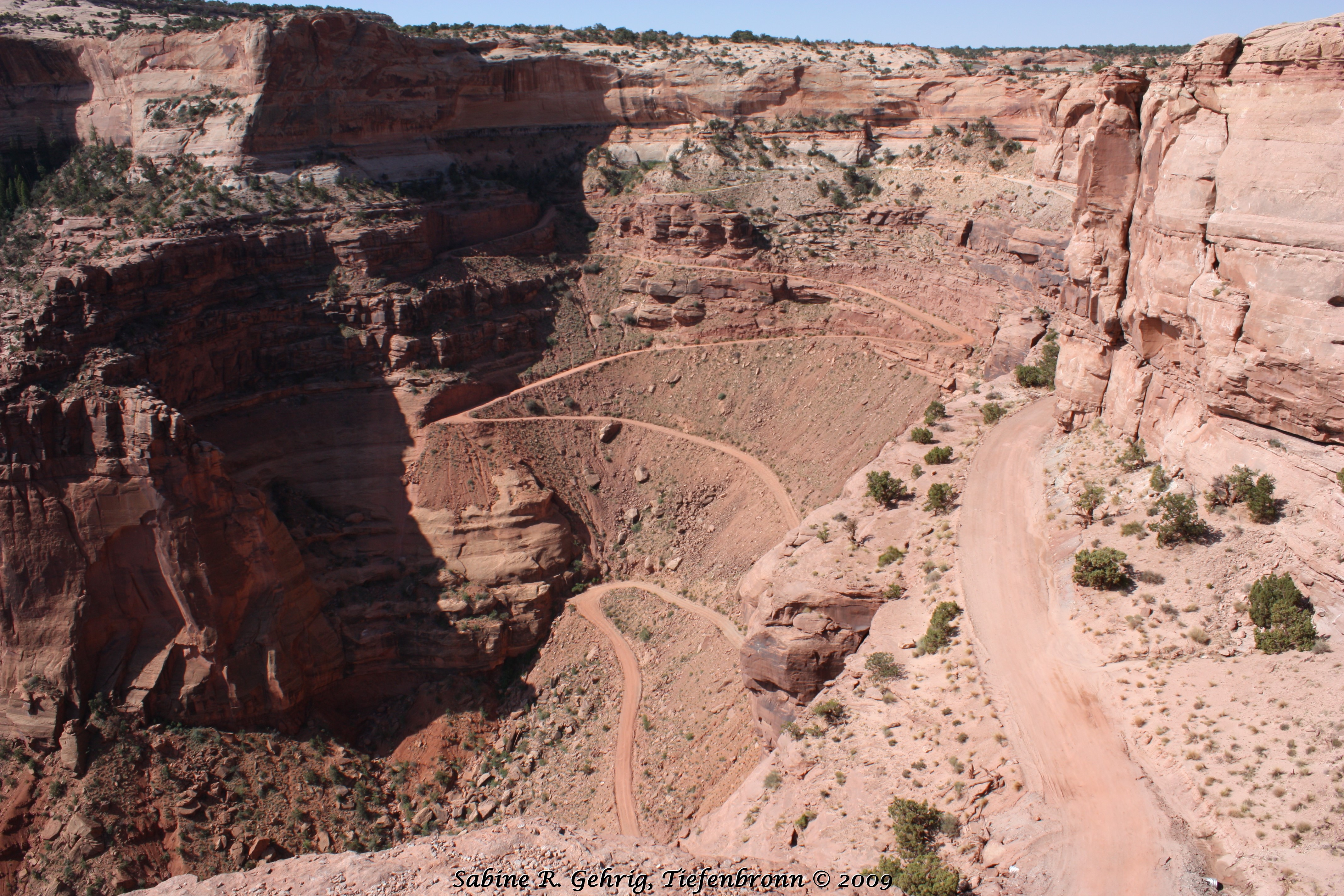 IMG_0467 - Canyonlands NP - Island Sky - Shafer Canyon - Shafer Trail Road