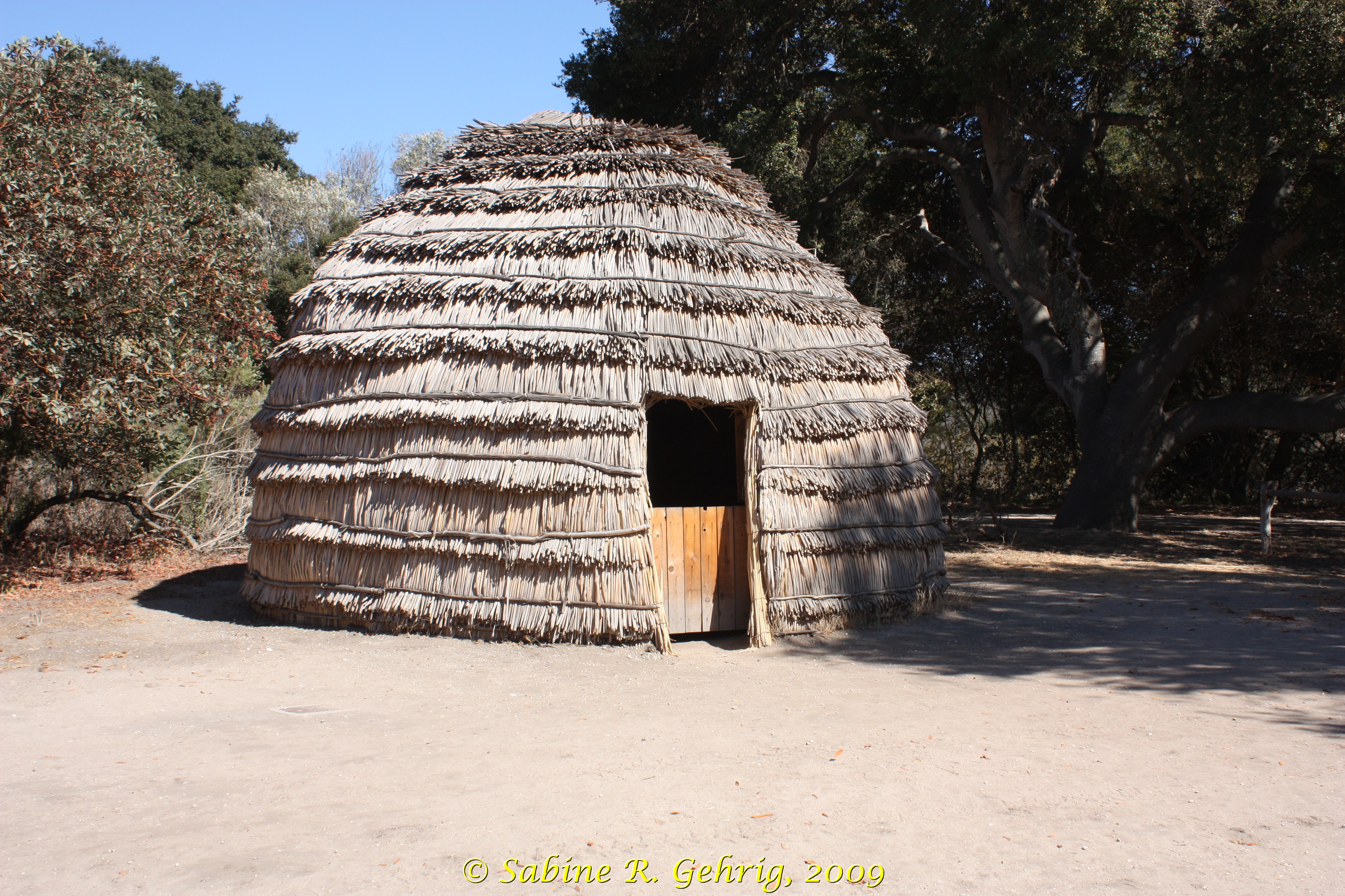 IMG_5247 - La Purisma Mission SHP - Tule Village - Traditionelle Häuser