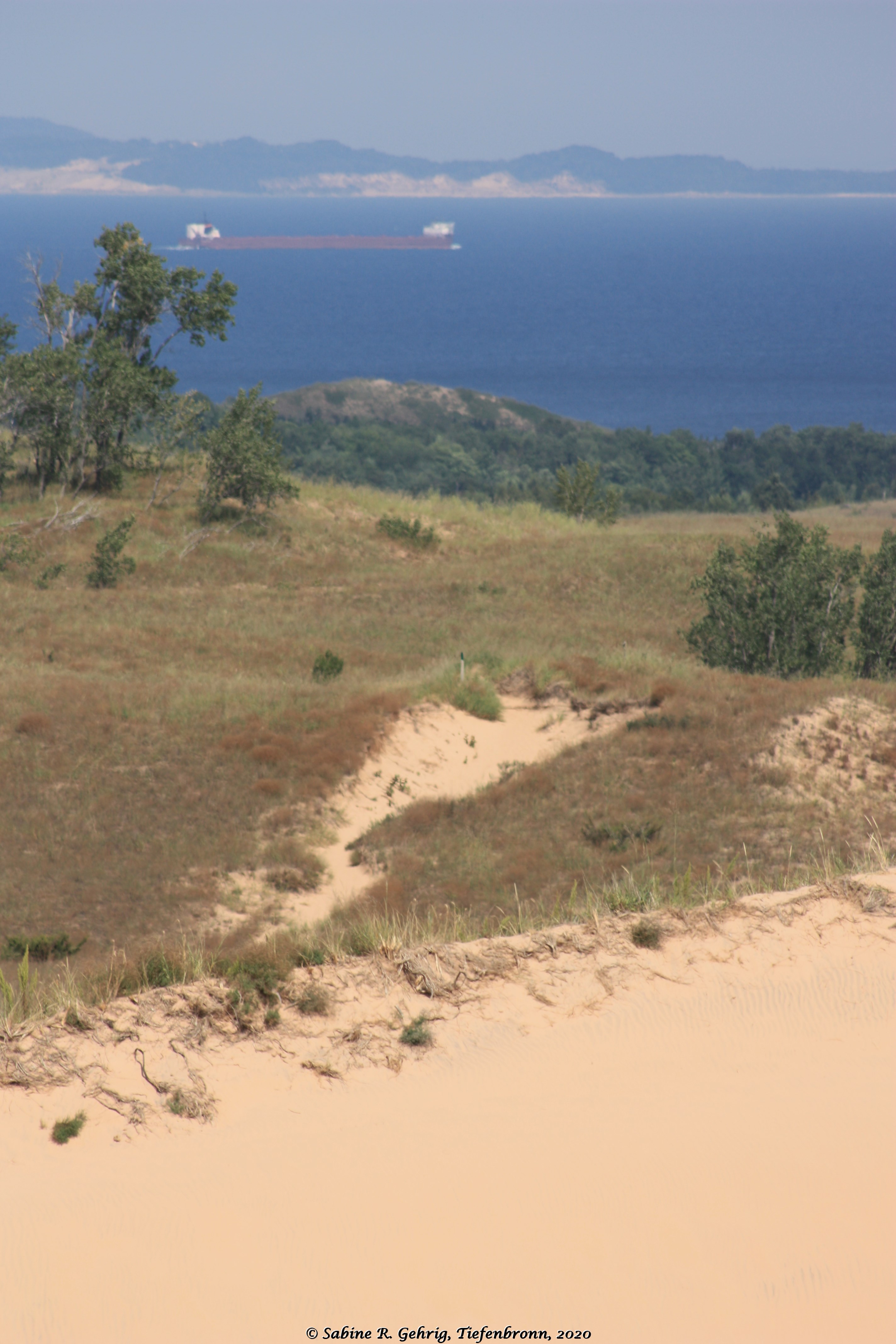 IMG_1206 - SBDNL - Stocking Drive - Dune Overlook - South Manitou Island u. Schiff